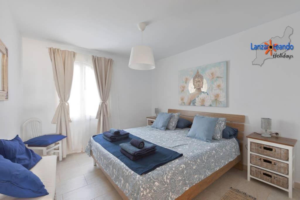 Vivienda Vacacional Ocean Pearl Costa Teguise Exteriör bild