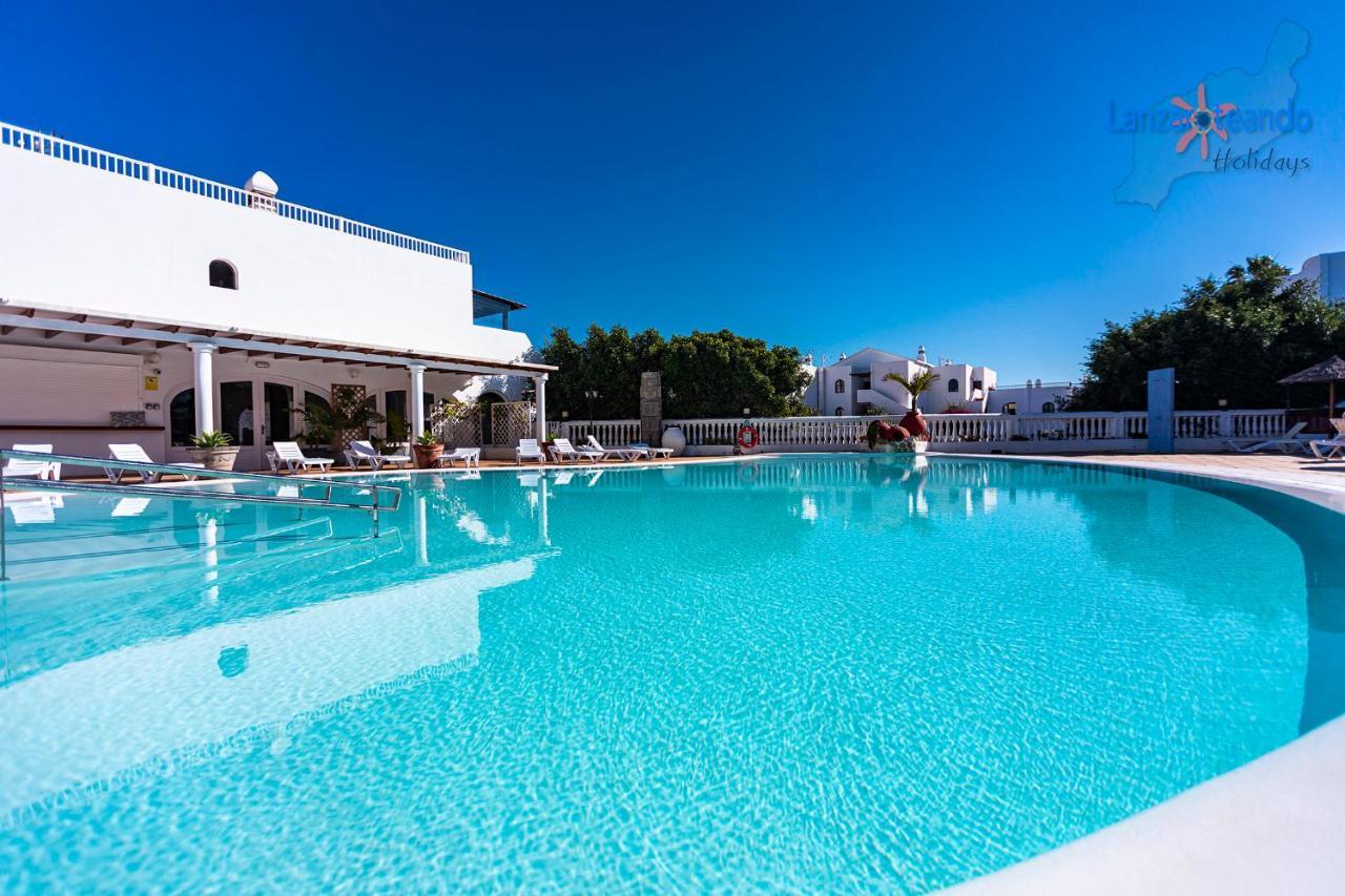 Vivienda Vacacional Ocean Pearl Costa Teguise Exteriör bild