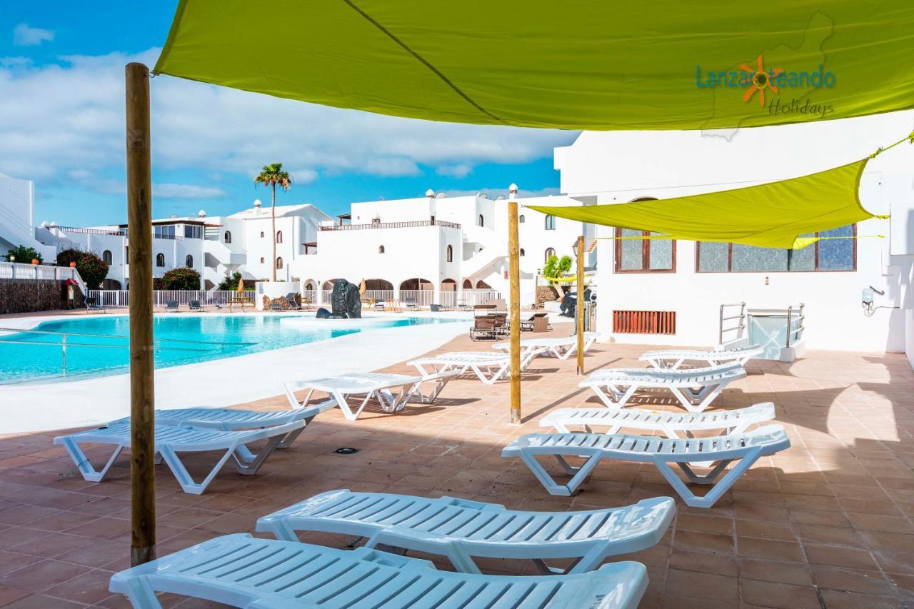 Vivienda Vacacional Ocean Pearl Costa Teguise Exteriör bild