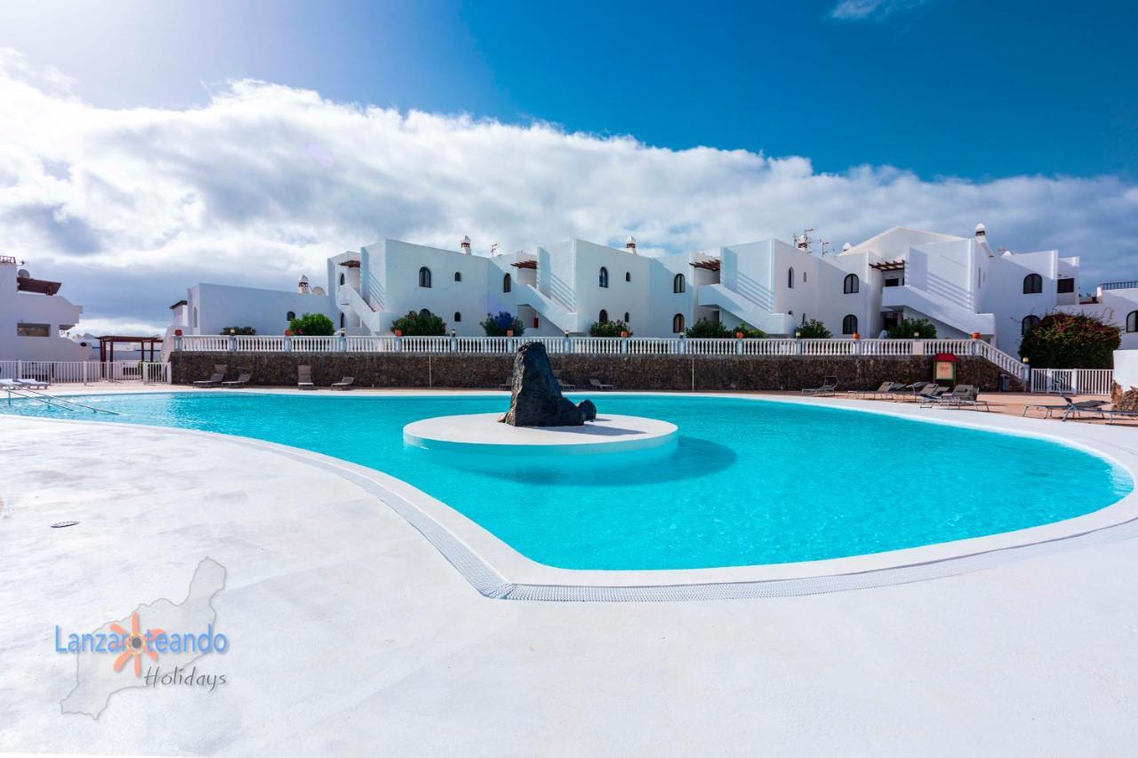 Vivienda Vacacional Ocean Pearl Costa Teguise Exteriör bild