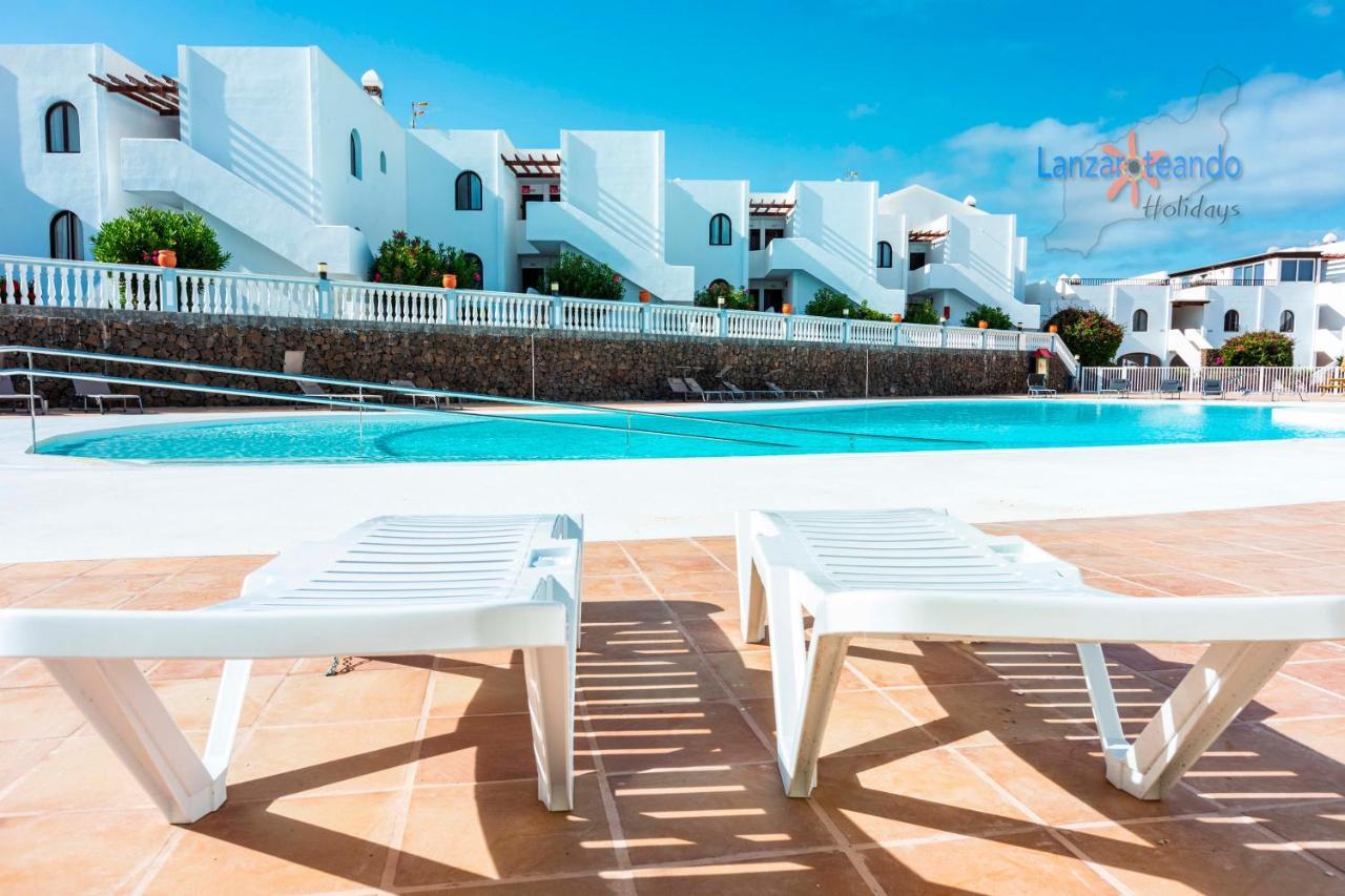 Vivienda Vacacional Ocean Pearl Costa Teguise Exteriör bild