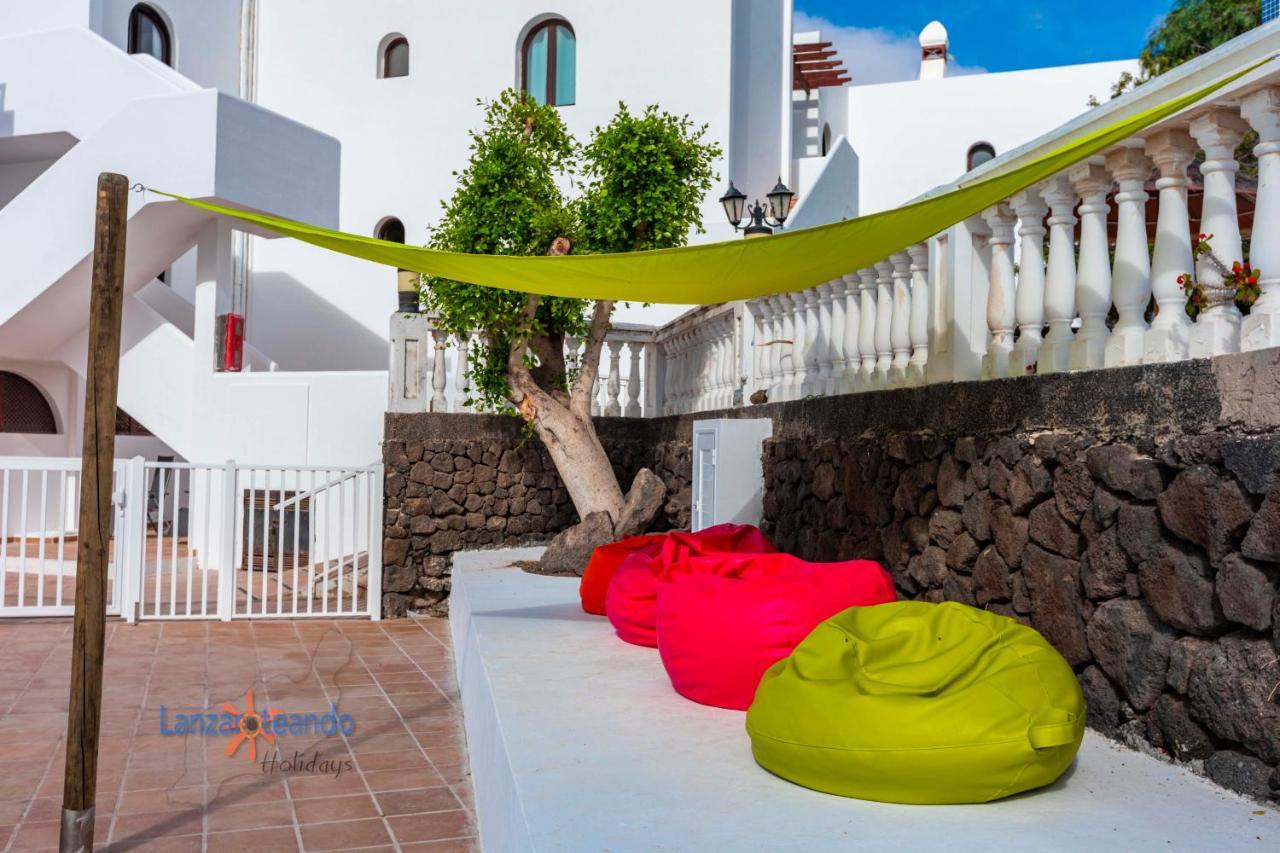 Vivienda Vacacional Ocean Pearl Costa Teguise Exteriör bild