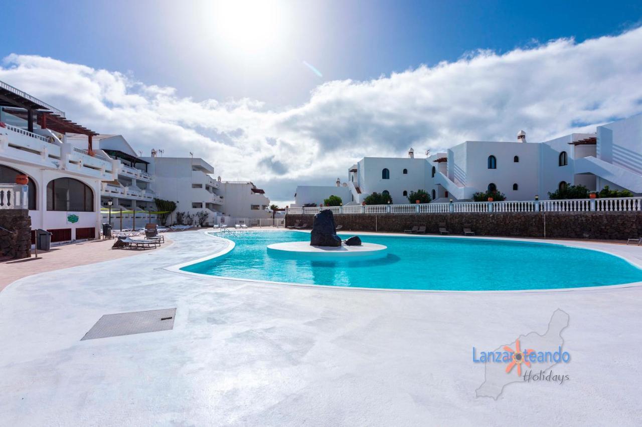 Vivienda Vacacional Ocean Pearl Costa Teguise Exteriör bild
